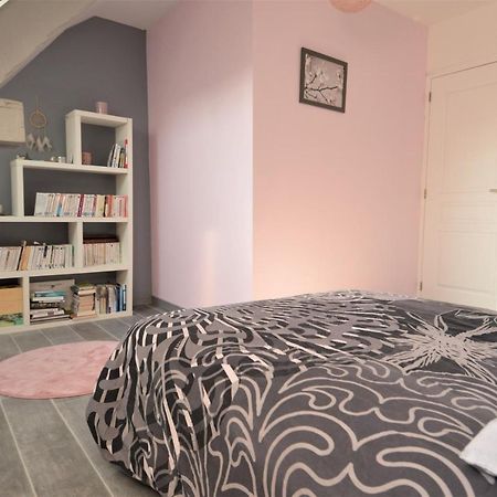 Appartement Moderne Avec Terrasse A 500M De La Mer Courseulles-sur-Mer Kültér fotó