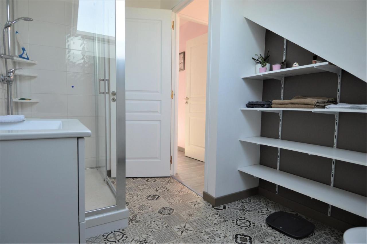Appartement Moderne Avec Terrasse A 500M De La Mer Courseulles-sur-Mer Kültér fotó