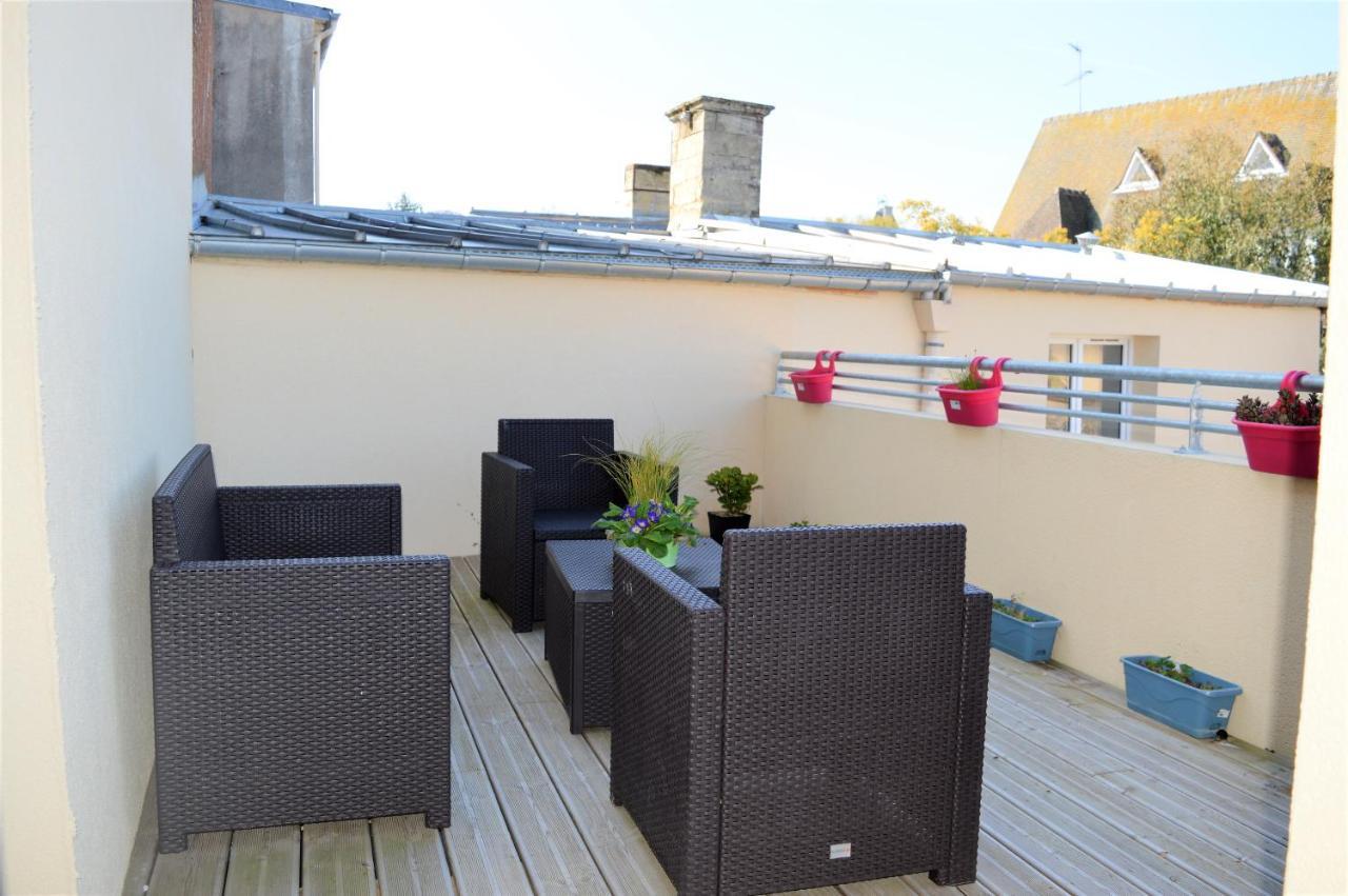 Appartement Moderne Avec Terrasse A 500M De La Mer Courseulles-sur-Mer Kültér fotó